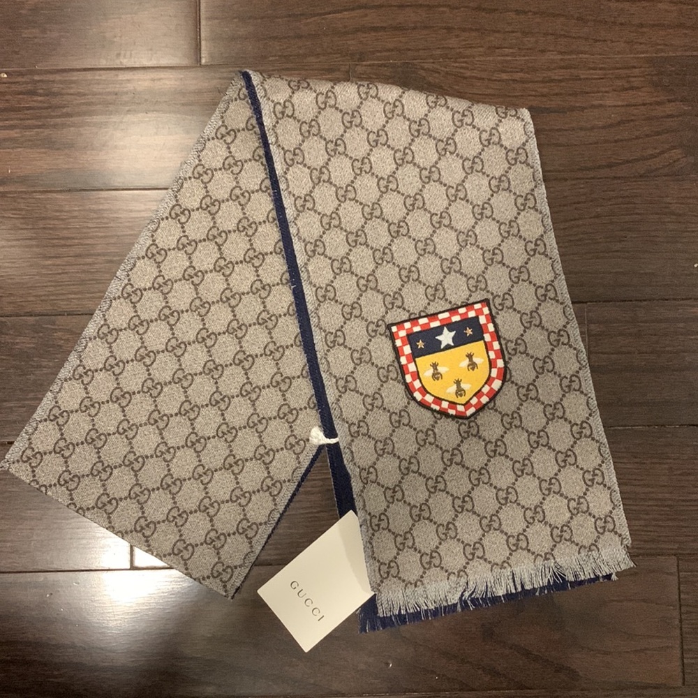 NWT Gucci Scarf